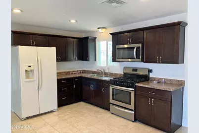 15 W Lawrence Boulevard, Avondale, AZ 85323 - Photo 5