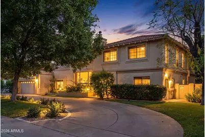 221 W Morten Avenue, Phoenix, AZ 85021 - Photo 1