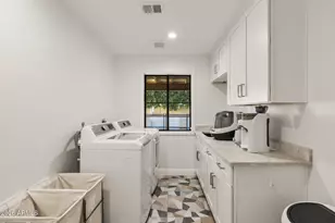 221 W Morten Ave, Phoenix, AZ 85021 - Photo 23