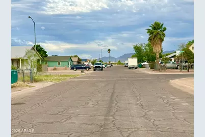 506 W 14th Street #-, Eloy, AZ 85131 - Photo 9