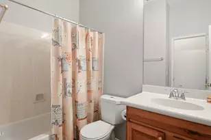 13564 W Alvarado Dr, Goodyear, AZ 85395 - Photo 37
