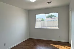 5807 W Flower St, Phoenix, AZ 85031 - Photo 9