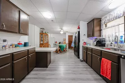 880 E 4th Avenue, Apache Junction, AZ 85119 - Photo 15