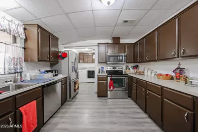 880 E 4th Avenue, Apache Junction, AZ 85119 - Photo 9