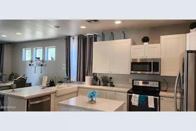 6424 N Florence Avenue, Litchfield Park, AZ 85340 - Photo 13