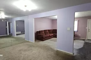 18 W Kayetan Dr, Sierra Vista, AZ 85635 - Photo 9