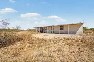 20802 W Beacon Ct, Wittmann, AZ 85361 - Photo 3