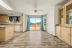 20802 W Beacon Ct, Wittmann, AZ 85361 - Photo 7