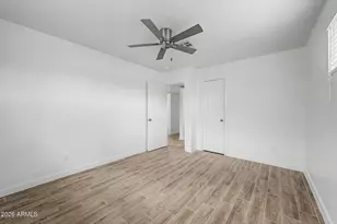 8221 N 29th Dr, Phoenix, AZ 85051 - Photo 21