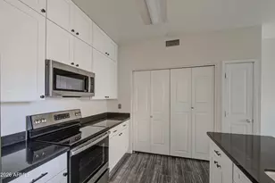 11260 N 92nd St, Scottsdale, AZ 85260 - Photo 5