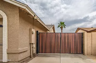 5625 W Sunnyside Dr, Glendale, AZ 85304 - Photo 7