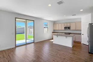 3215 W Pollack St, Phoenix, AZ 85041 - Photo 7