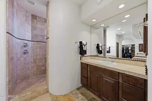 3211 W Horizon Dr, Phoenix, AZ 85086 - Photo 11