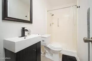 6238 W Elm St, Phoenix, AZ 85033 - Photo 17