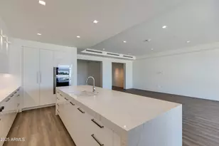 6587 N Palmeraie Blvd, Paradise Valley, AZ 85253 - Photo 11