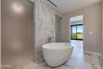 6587 N Palmeraie Boulevard #2011, Paradise Valley, AZ 85253 - Photo 21
