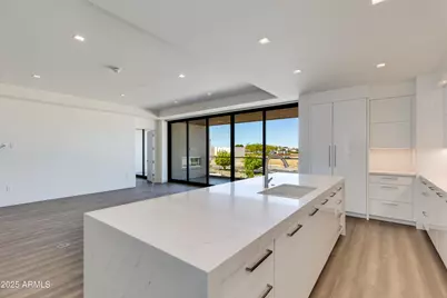 6587 N Palmeraie Boulevard #2011, Paradise Valley, AZ 85253 - Photo 13