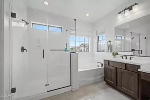 821 E Silver Fox Way, Phoenix, AZ 85048 - Photo 19