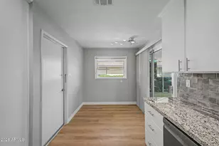 12903 W Desert Glen Dr, Sun City West, AZ 85375 - Photo 13