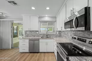 12903 W Desert Glen Dr, Sun City West, AZ 85375 - Photo 11