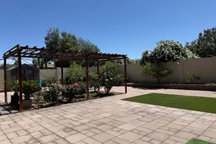 10315 E Bergeron Ave, Mesa, AZ 85212 - Photo 31