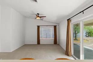 18035 N 13th St, Phoenix, AZ 85022 - Photo 11