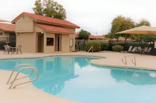 2436 W Caribbean Ln, Phoenix, AZ 85023 - Photo 35