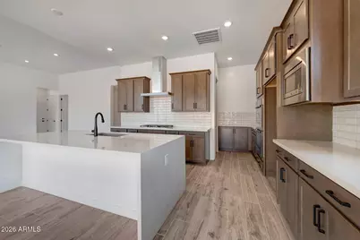 821 W J Waltz Way, Apache Junction, AZ 85120 - Photo 5