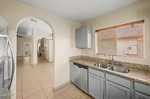 9201 N 70th Dr, Peoria, AZ 85345 - Photo 15