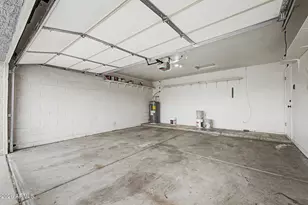 9201 N 70th Dr, Peoria, AZ 85345 - Photo 31