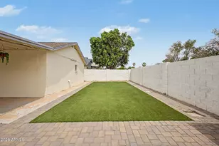 9201 N 70th Dr, Peoria, AZ 85345 - Photo 33