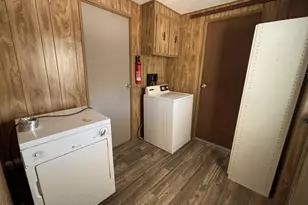 33800 S Davenport Ln, Black Canyon City, AZ 85324 - Photo 17