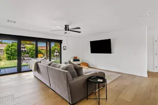 6706 N 12th Wy, Phoenix, AZ 85014 - Photo 11