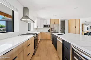 6706 N 12th Wy, Phoenix, AZ 85014 - Photo 7