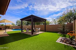 2011 W Spur Dr, Phoenix, AZ 85085 - Photo 43