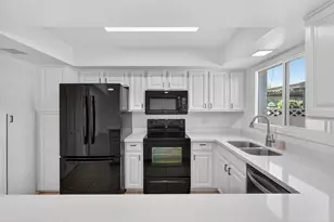 8548 E McDonald Dr, Scottsdale, AZ 85250 - Photo 19