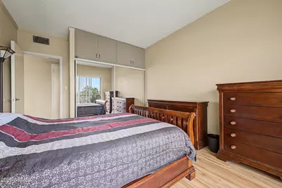4750 N Central Avenue #3R, Phoenix, AZ 85012 - Photo 11