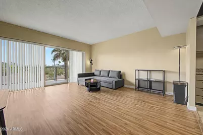 4750 N Central Avenue #3R, Phoenix, AZ 85012 - Photo 3