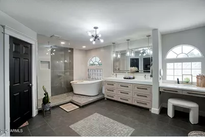 6329 W Honeysuckle Drive, Phoenix, AZ 85083 - Photo 27