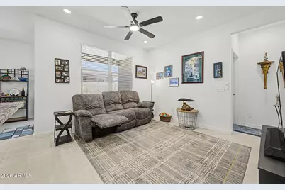 16014 W Desert Hollow Drive, Surprise, AZ 85387 - Photo 13