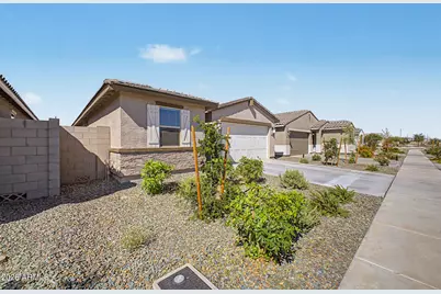 16014 W Desert Hollow Drive, Surprise, AZ 85387 - Photo 7