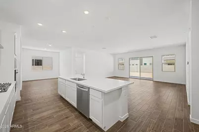 320 W Floyd Drive, San Tan Valley, AZ 85140 - Photo 3