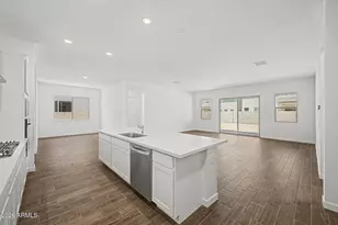320 W Floyd Dr, San Tan Valley, AZ 85140 - Photo 3