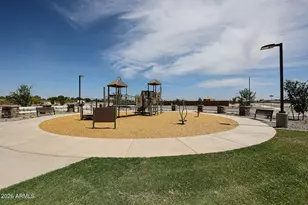 340 W Floyd Dr, San Tan Valley, AZ 85140 - Photo 23
