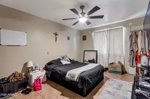 2052 N 51st Dr, Phoenix, AZ 85035 - Photo 9