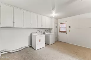 9904 W Shiprock Dr, Sun City, AZ 85351 - Photo 23