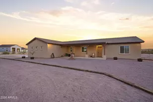 23086 N Bronze Ln, Florence, AZ 85132 - Photo 5