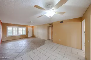 19601 N Ponderosa Cir, Sun City, AZ 85373 - Photo 7