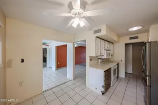 19601 N Ponderosa Cir, Sun City, AZ 85373 - Photo 9