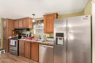 2650 W Union Hills Dr, Phoenix, AZ 85027 - Photo 11